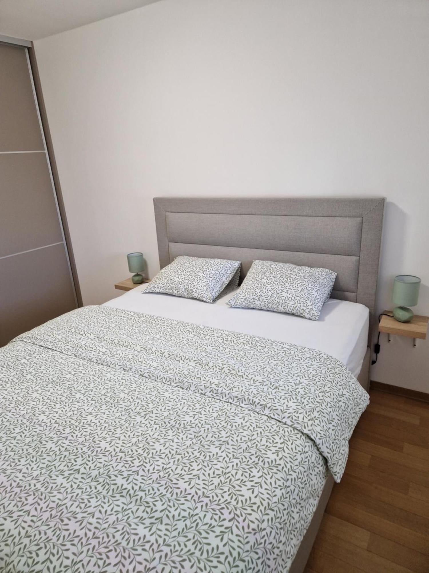 Malmar One Apartment *